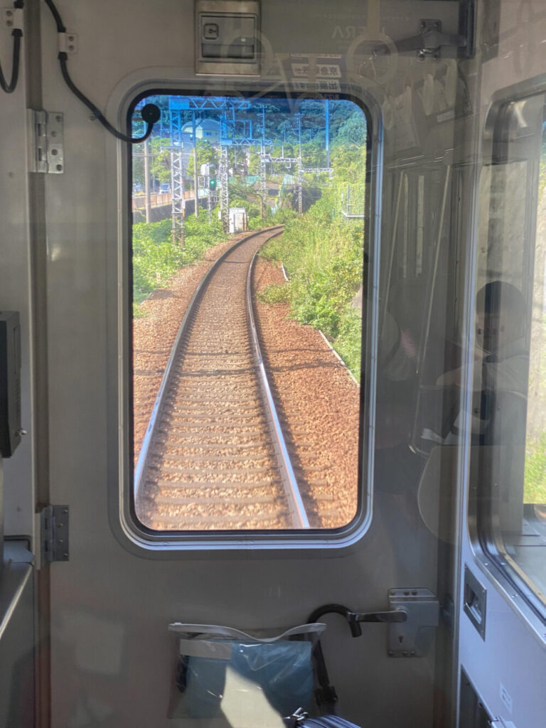 京浜急行先頭車両の景色